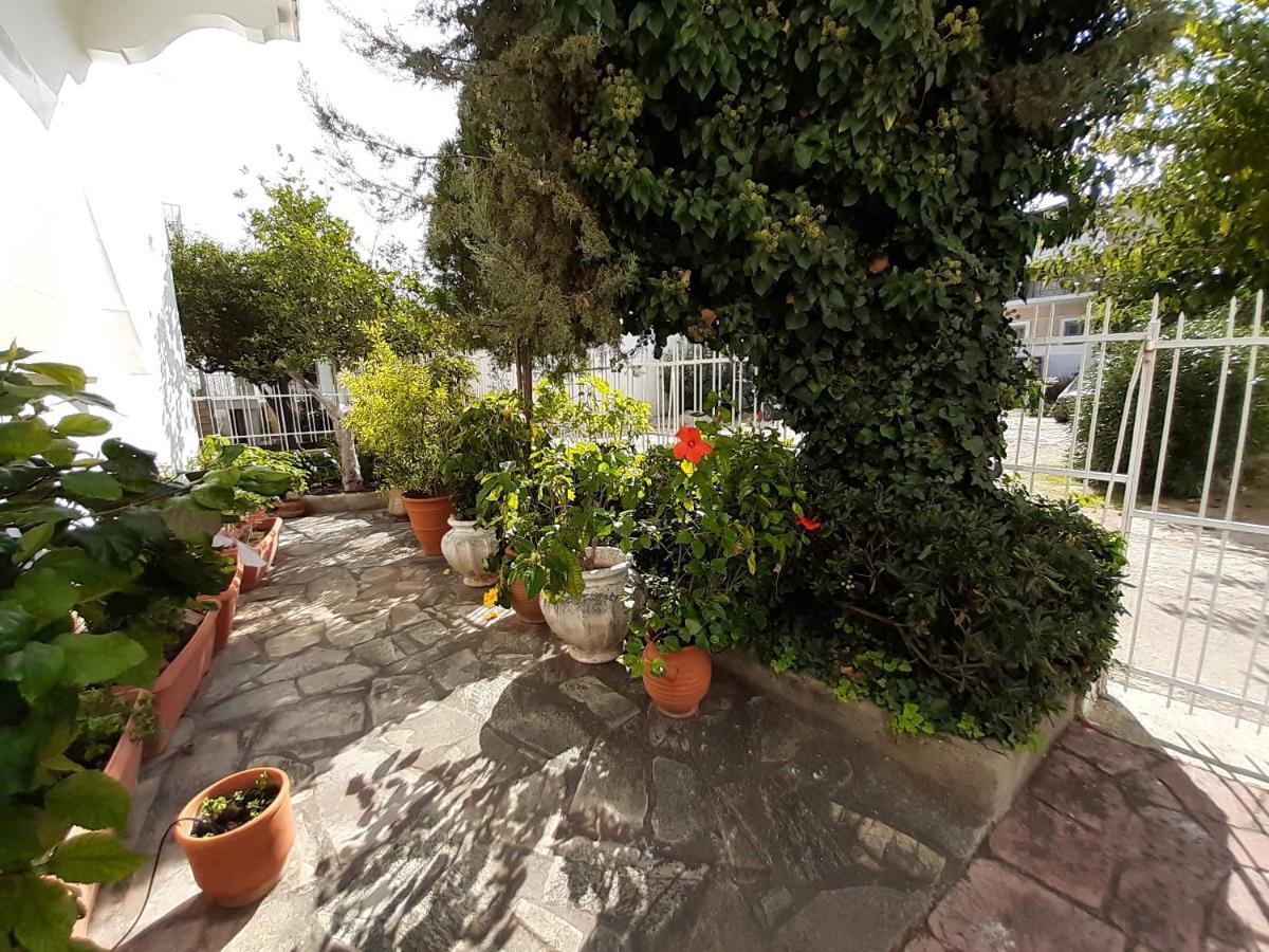 The Elegant Summer House Spetses Town Exterior photo